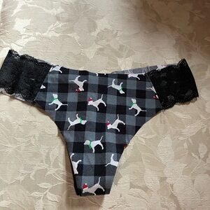 NWT Victoria’s Secret PINK Holiday Christmas Panty size medium